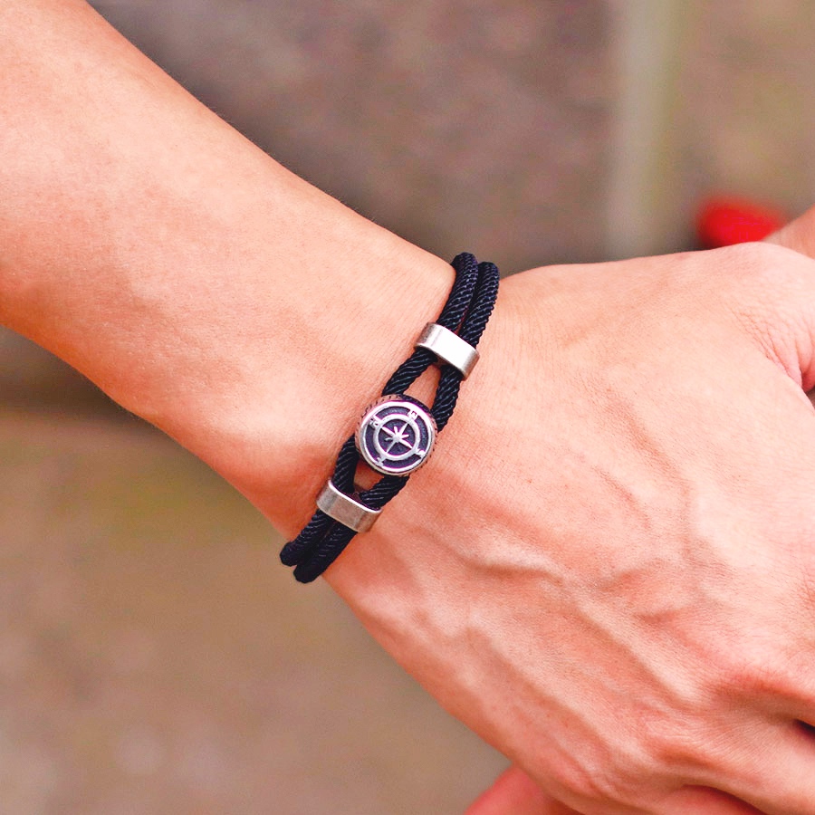 Nautisches Kompass-Armband im  – Compass Lensatic Bewertung und Preis